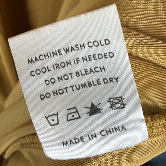 Baltic Born Meghan Gold Velvet Short Sleeve Maxi Full Wrap Dress XS Golden Hour - Picture 8 of 10